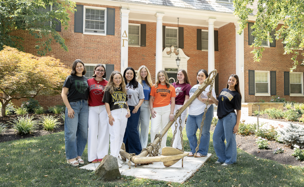 A group of Delta Gamma CDCs